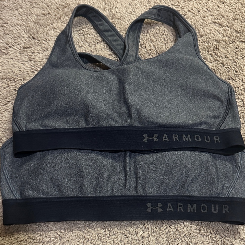 Under Armour Women’s Gray Racerback Sports Bra - Gray
